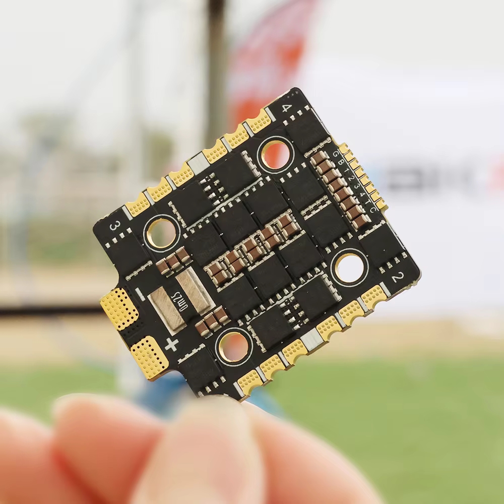 2026 Speedybee F405 Mini BLS 3 - F405 Flight Controller recensie en prijs